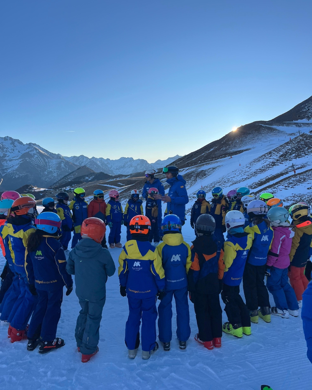 El calentamiento previo a comenzar los entrenamientos. Imprescindible tanto para niños como para adultos